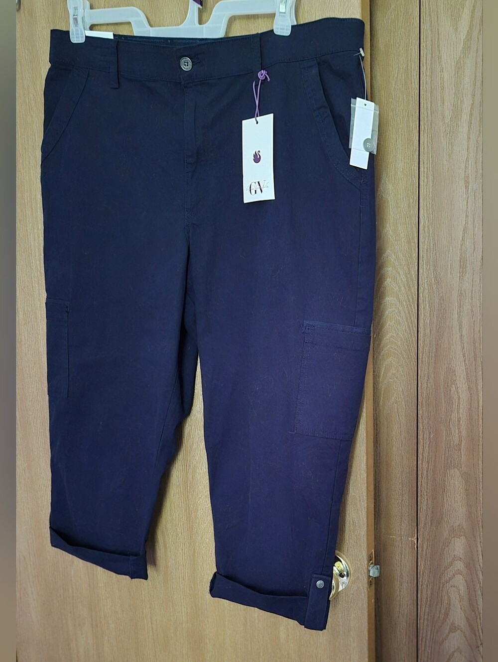 NWT Gloria Vanderbilt Cargo Capri Pants 16 Average